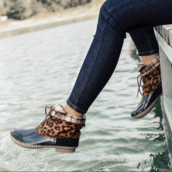 "MEOW" Plaid Duck Boots    - Picture 2 of 5